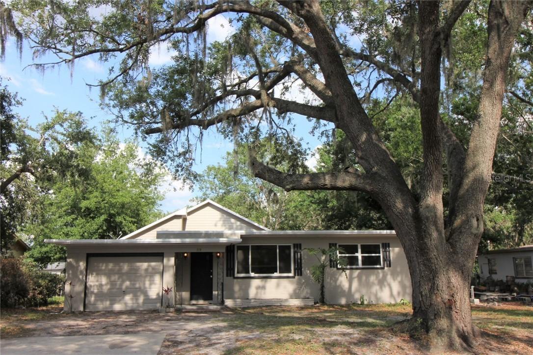 715 S Randolph Ave., Kissimmee, FL 34741