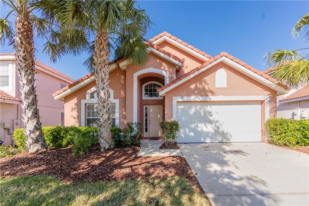 249 Carrera Ave., Davenport, FL 33897