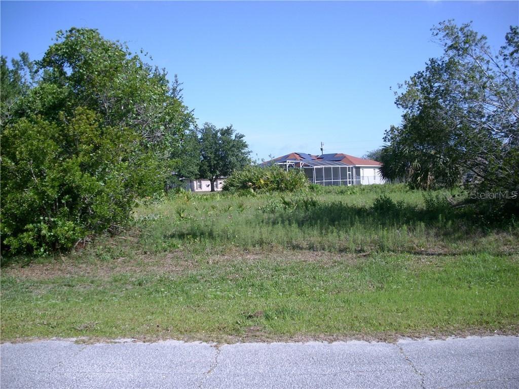 829 Jarnac Dr., Kissimmee, FL 34759