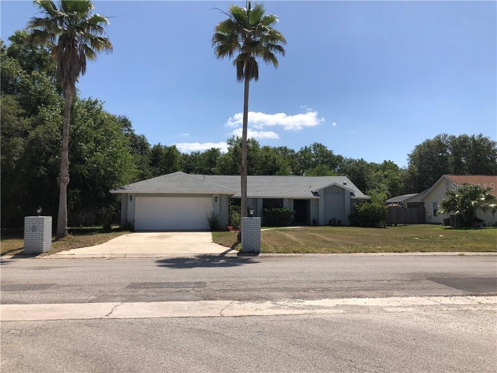 1849 Kings Point Blvd., Kissimmee, FL 34744