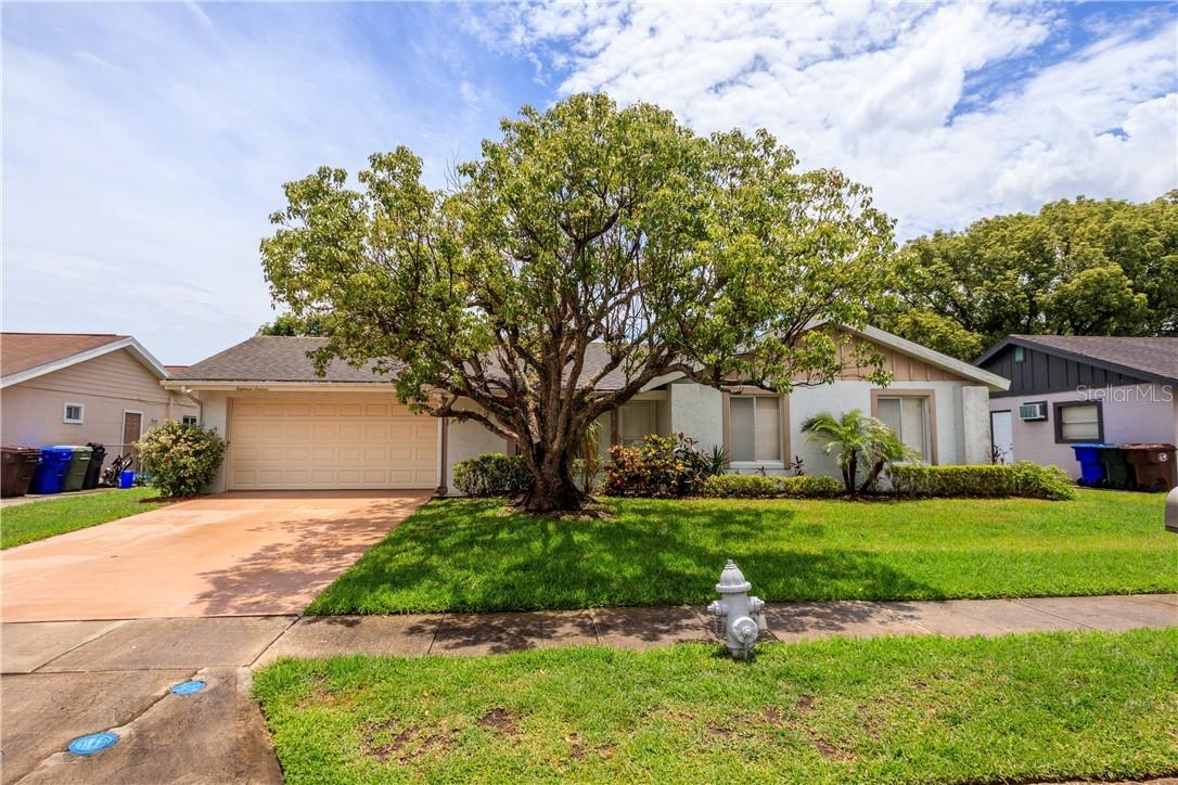 1816 Bruce St., Kissimmee, FL 34741