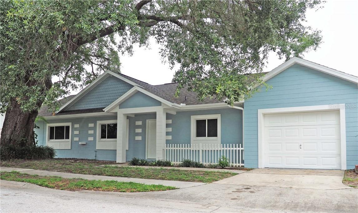 8425 Oak Bluff Dr., Orlando, FL 32827