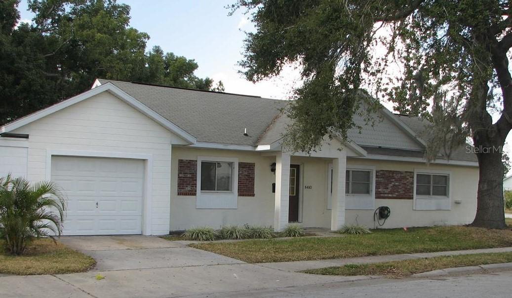 8480 Oak Bluff Dr., Orlando, FL 32827
