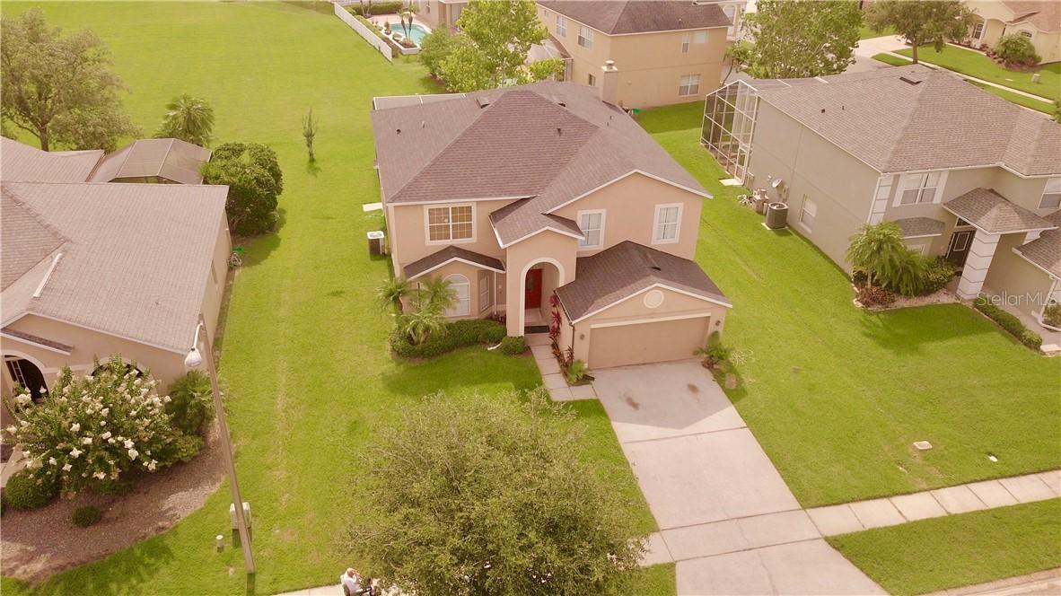 208 Strathmore Cir., Kissimmee, FL 34744