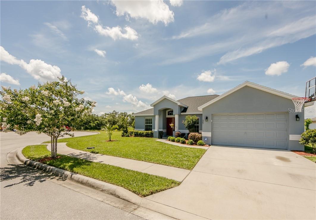 329 Highland Meadows Dr., Davenport, FL 33837