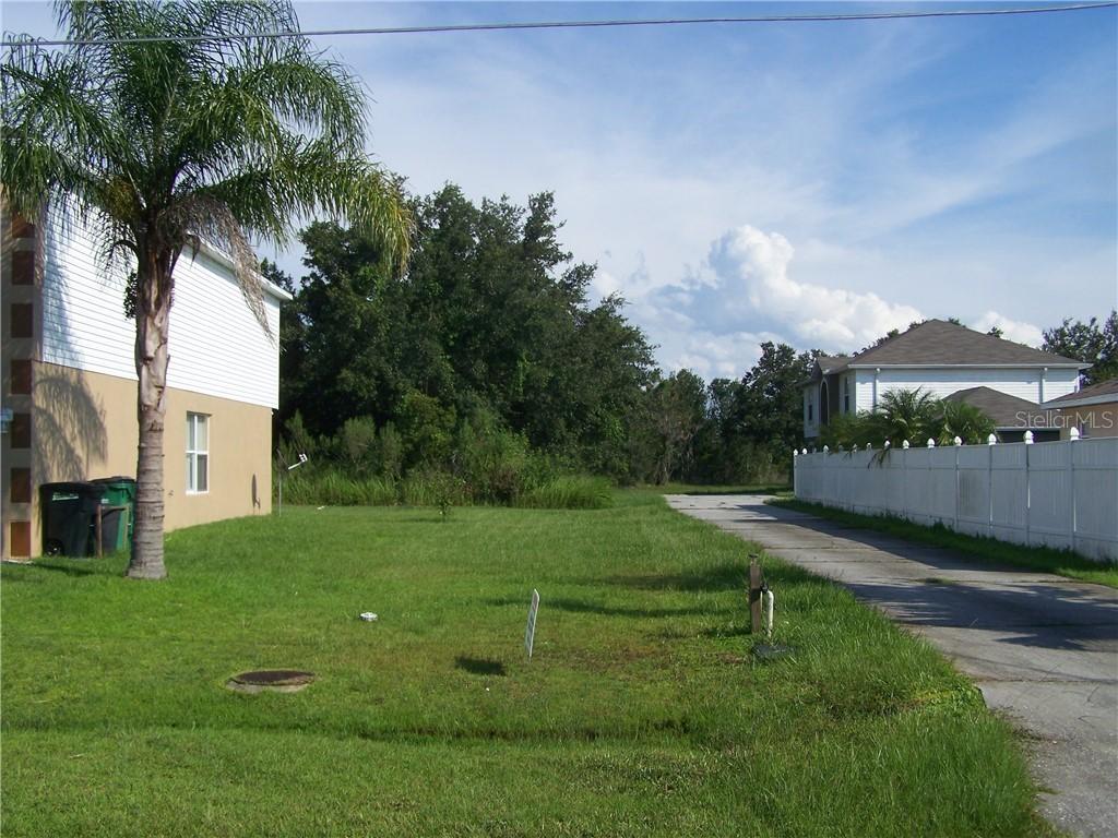 963 Alsace Dr., Kissimmee, FL 34759