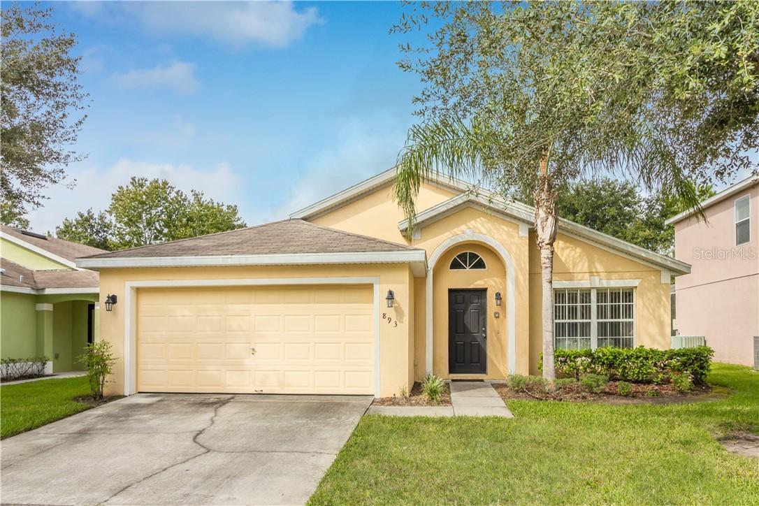 893 Sandy Ridge Dr., Davenport, FL 33896