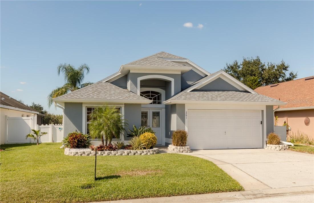261 Woodlark Dr., Davenport, FL 33897