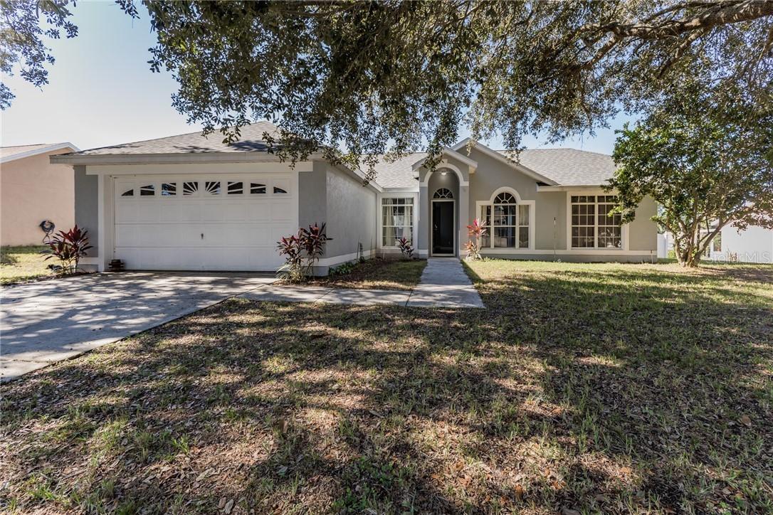 446 Nevada Loop Rd., Davenport, FL 33897