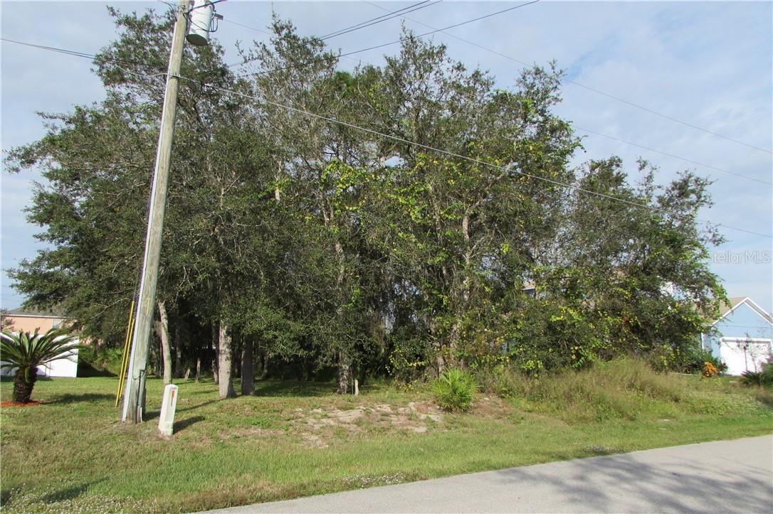 1906 Lakeview Pl., Poinciana, FL 34759