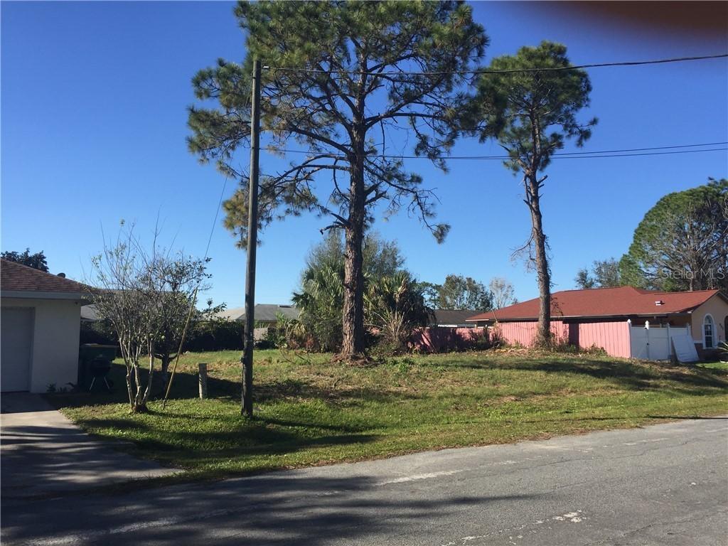 255 Canterbury Ct., Kissimmee, FL 34758