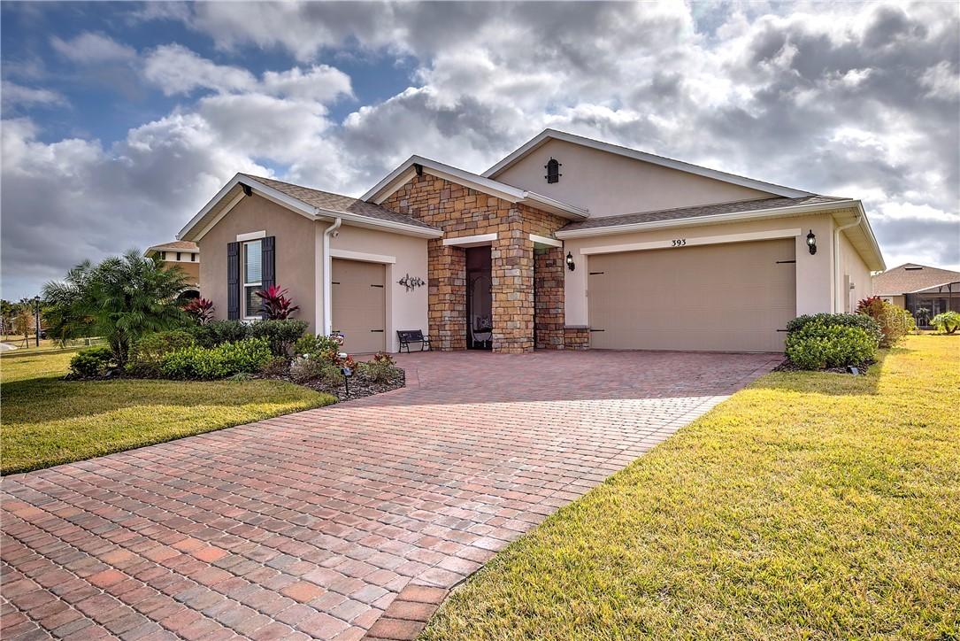 393 Treviso Dr., Kissimmee, FL 34759