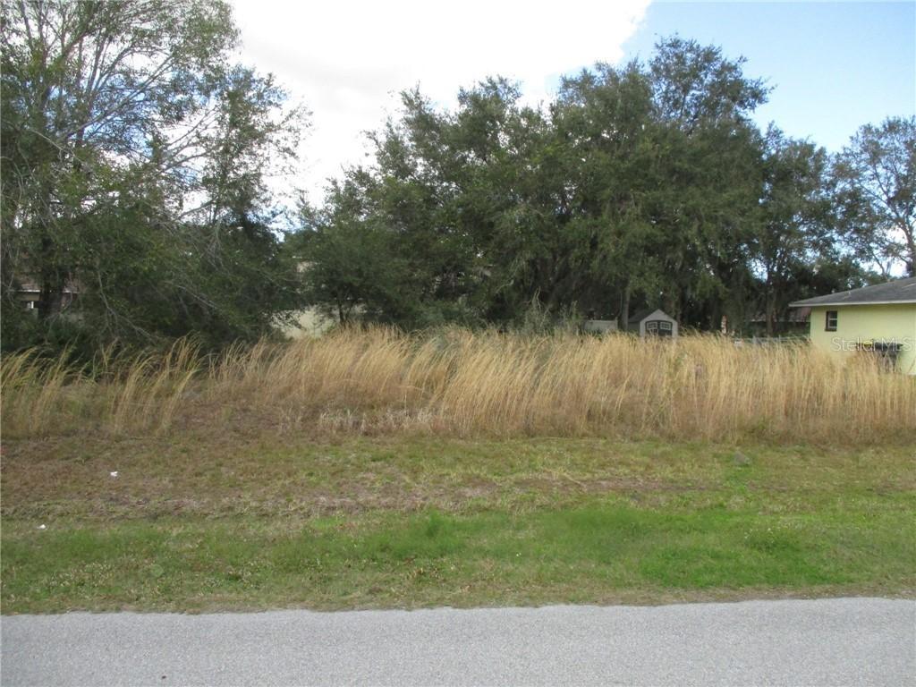 452 Lark Ct., Poinciana, FL 34759