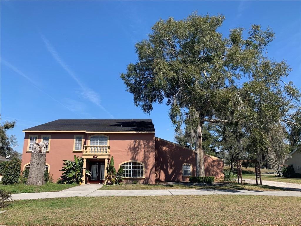 1401 Lake Francis Dr., Apopka, FL 32712