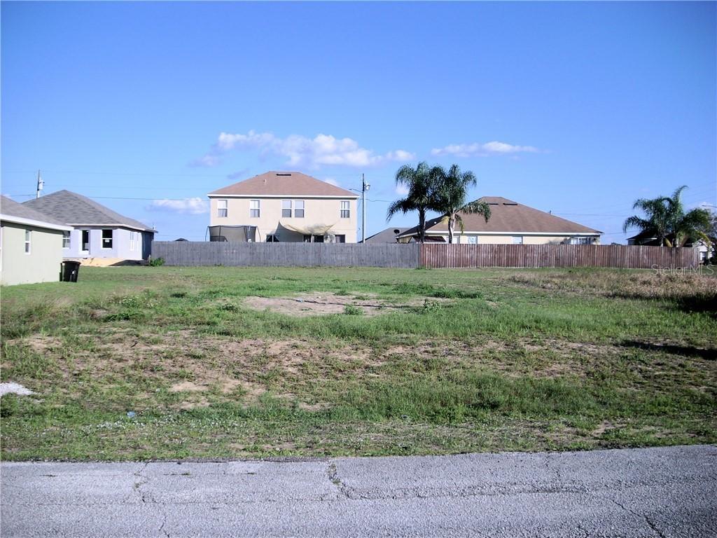 1009 Sabine Pl., Poinciana, FL 34759