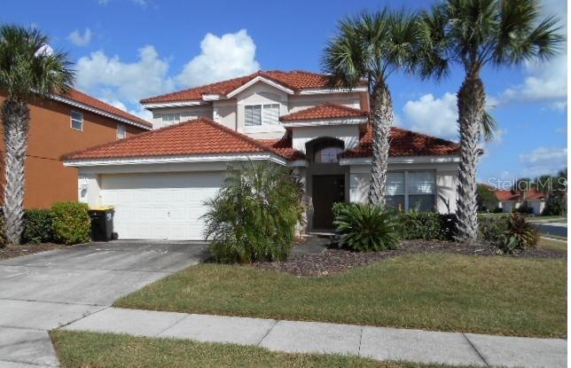 258 Carrera Ave., Davenport, FL 33897