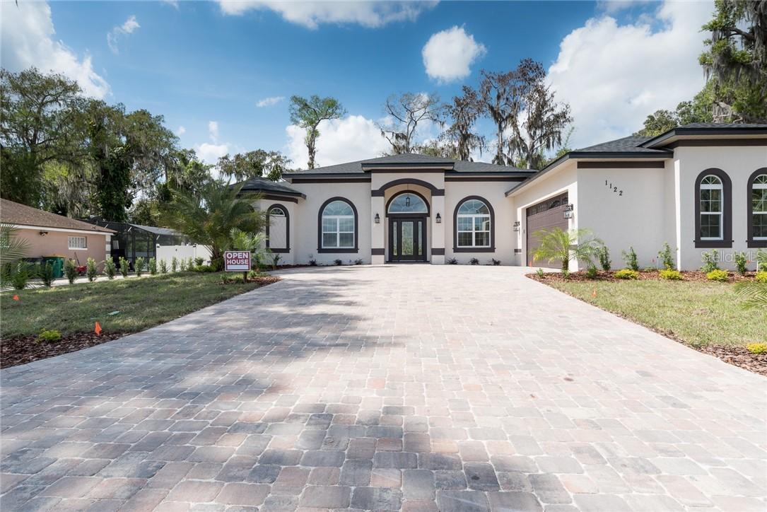 1122 E Lake Shore Blvd., Kissimmee, FL 34744