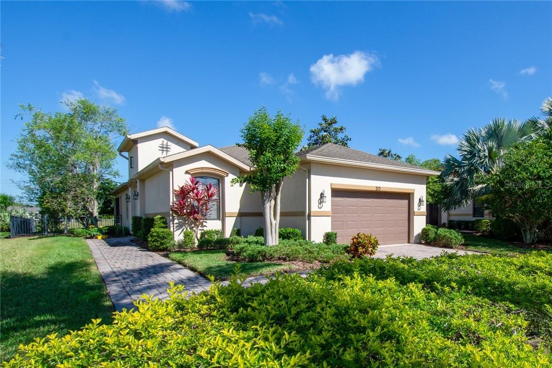 213 Torino Ln., Kissimmee, FL 34759