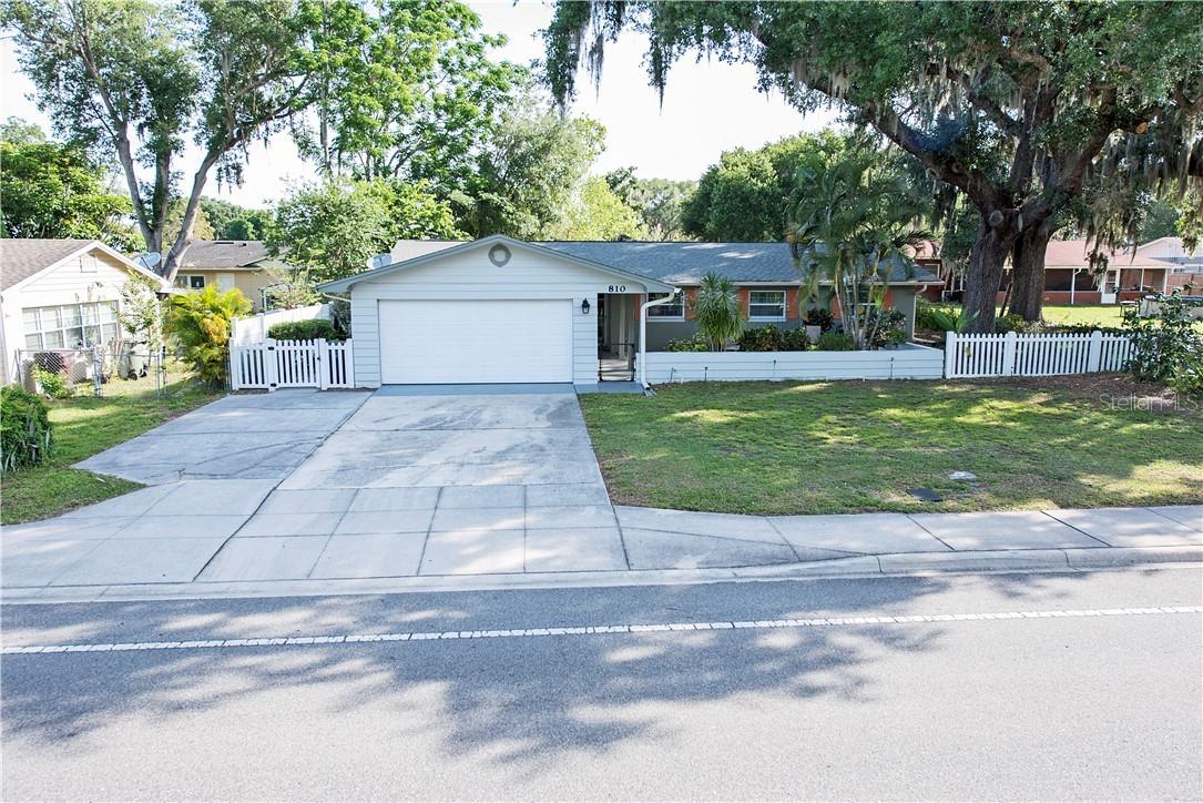 810 Neptune Rd., Kissimmee, FL 34744