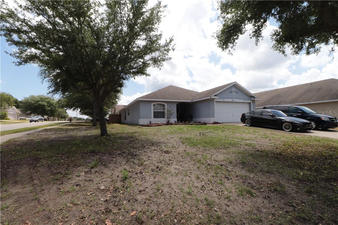 25024 Chipshot Ct., Sorrento, FL 32776