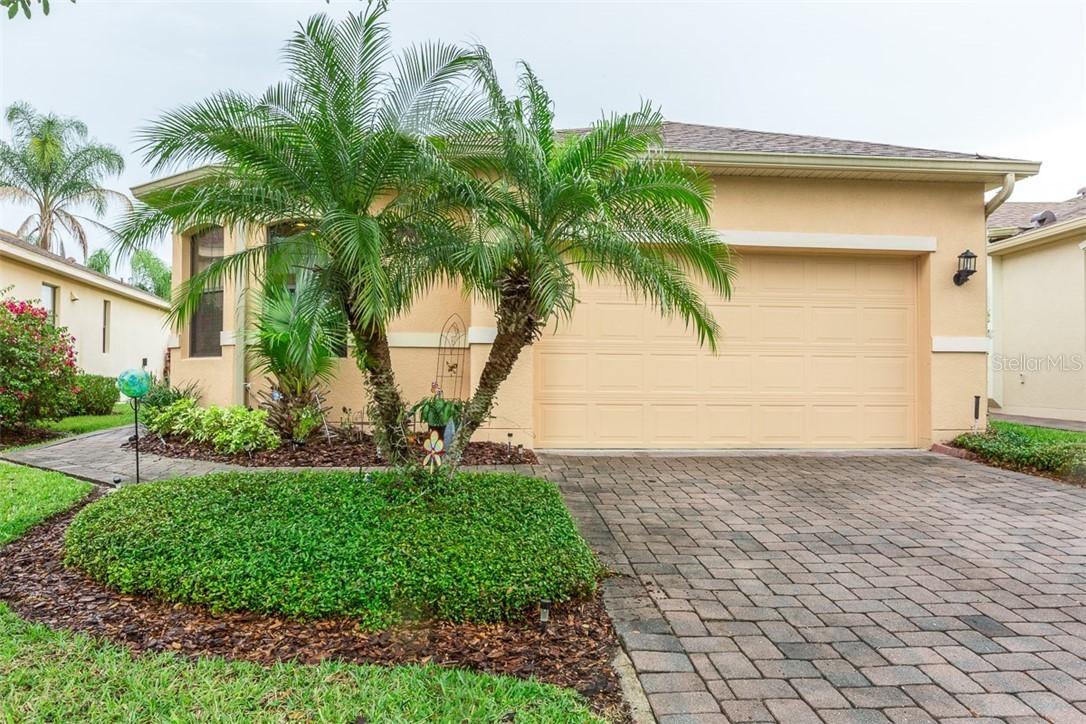 887 Grand Canal Dr., Kissimmee, FL 34759