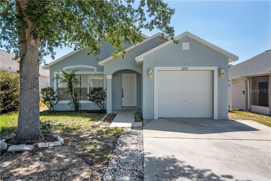 3212 Huntwicke Blvd., Davenport, FL 33837