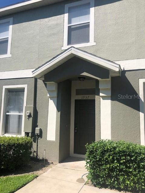 1957 Estancia Cir., Kissimmee, FL 34741