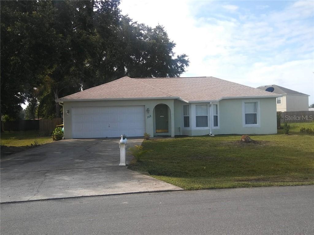 745 Pelican Ct., Kissimmee, FL 34759
