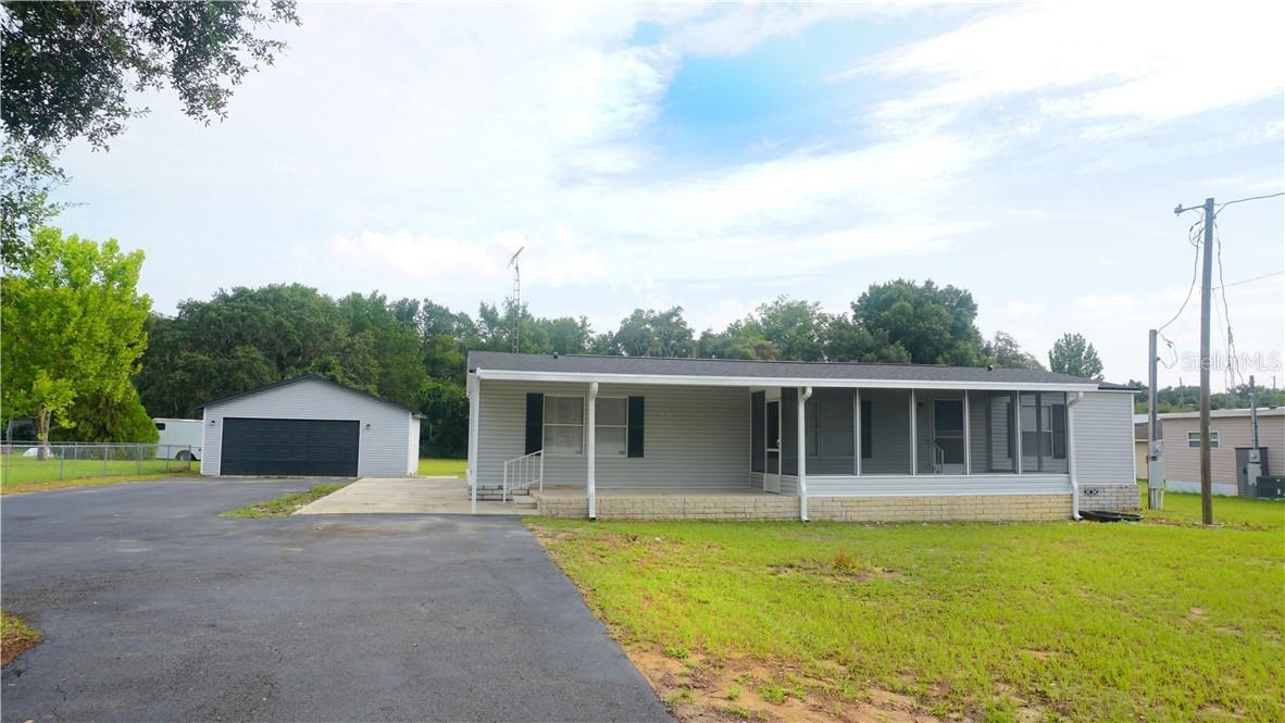 13413 Maryland Ave., Astatula, FL 34705