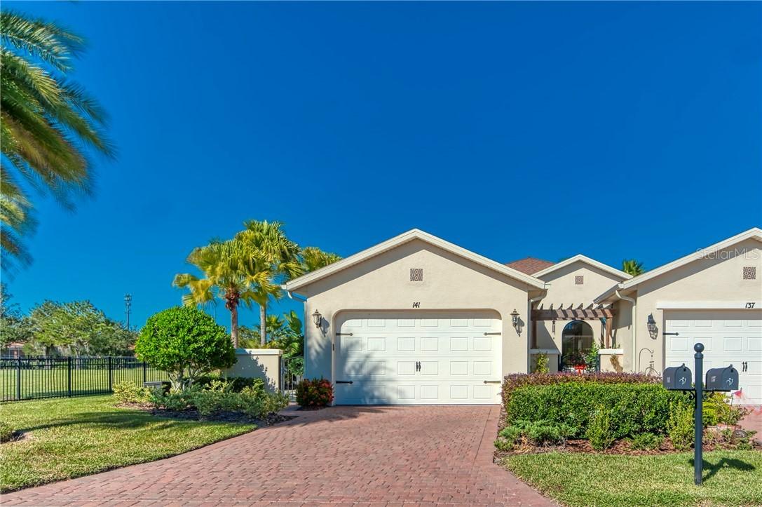 141 Casavista Dr., Poinciana, FL 34759