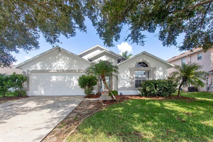 7941 Magnolia Bend Ct., Kissimmee, FL 34747