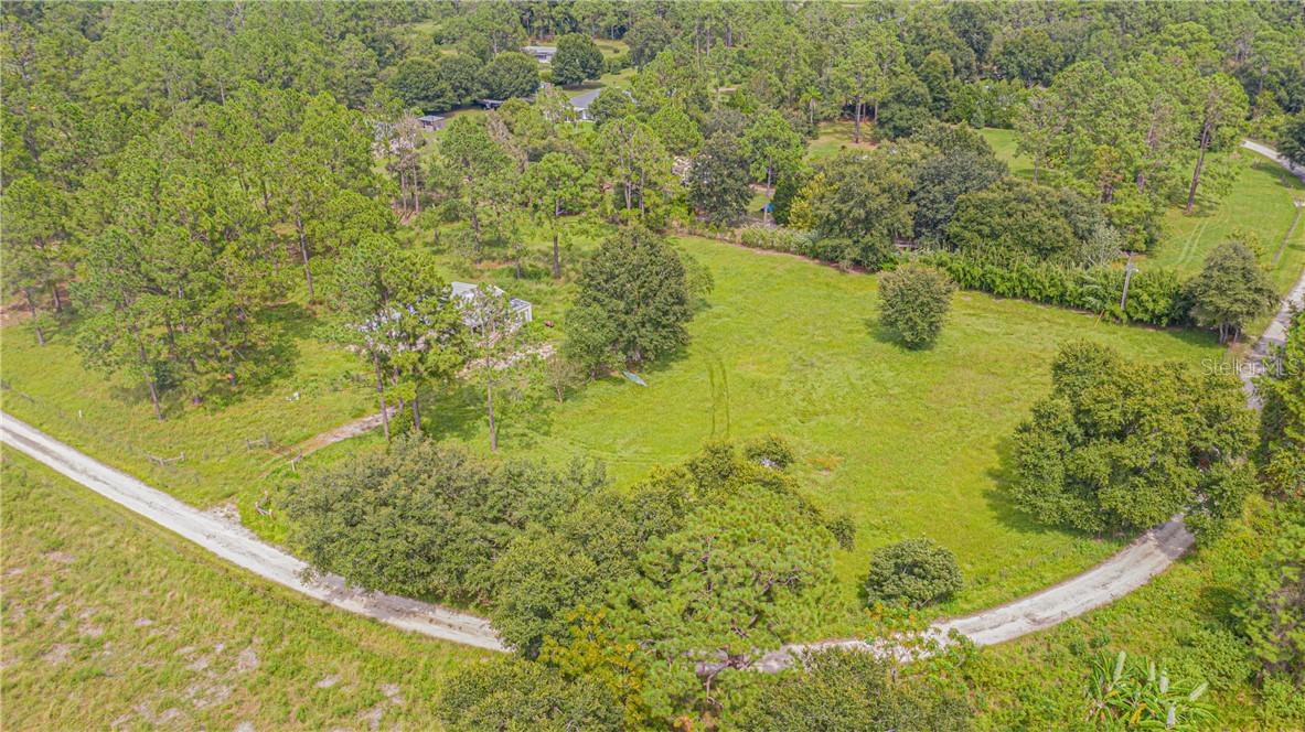 3740 Lazy Ln., Groveland, FL 34736
