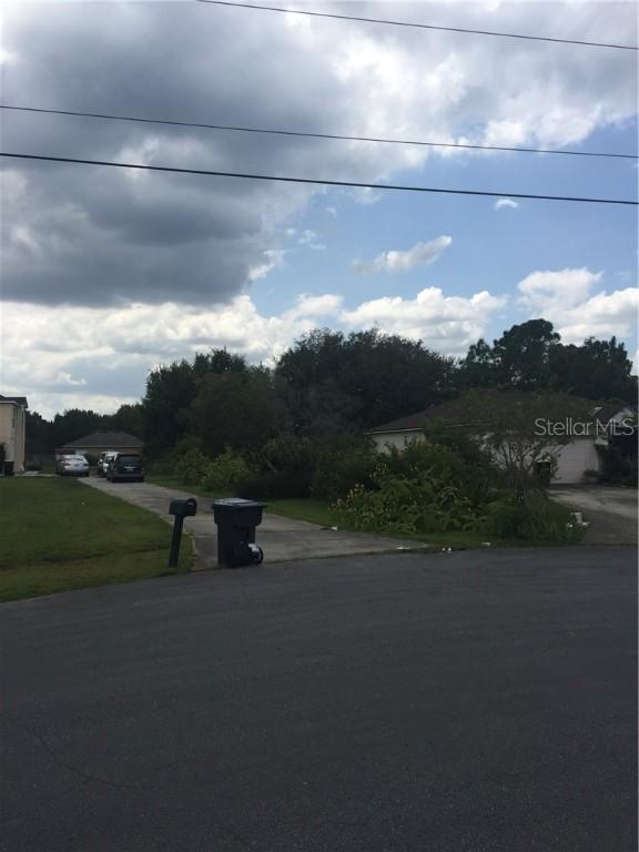 722 Hamster Ct., Poinciana, FL 34759