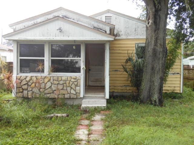 5006 8th Ave., Gulfport, FL 33707