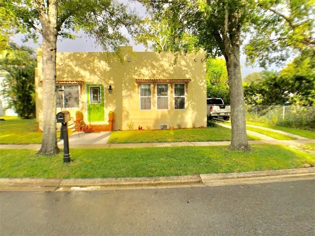320 N Maple Ave., Kissimmee, FL 34741