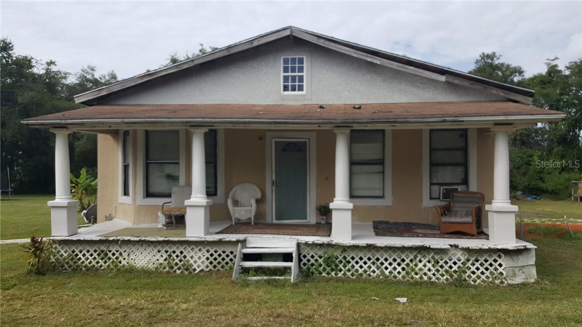 715 Dolphin St., Kissimmee, FL 34744