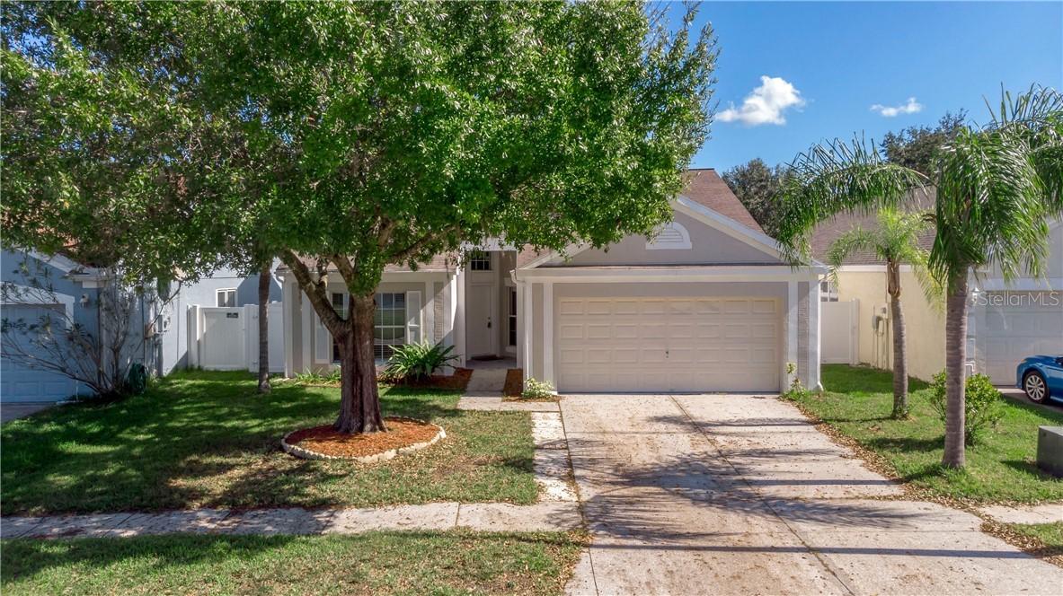 18133 Leafwood Cir., Lutz, FL 33558