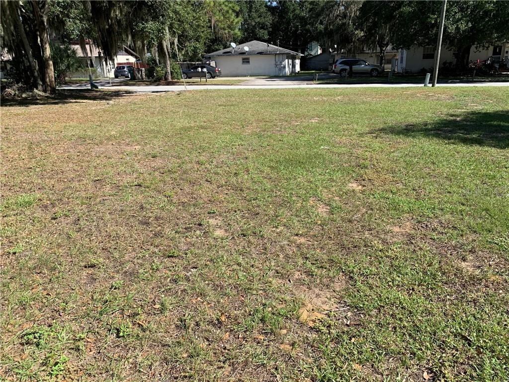 920 S Eustis St., Eustis, FL 32726