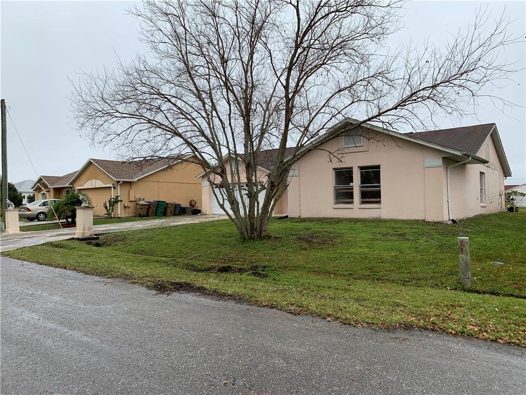 747 Harland Ct., Kissimmee, FL 34758