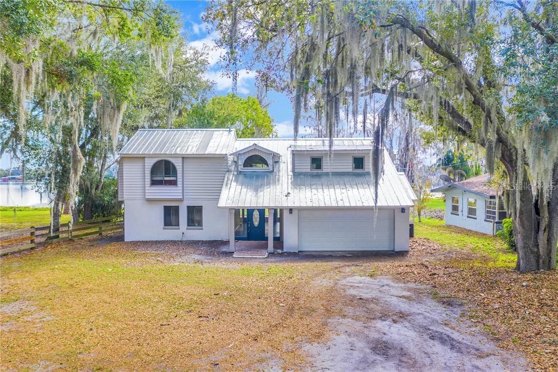 400 Summerow Ln., Orlando, FL 32839