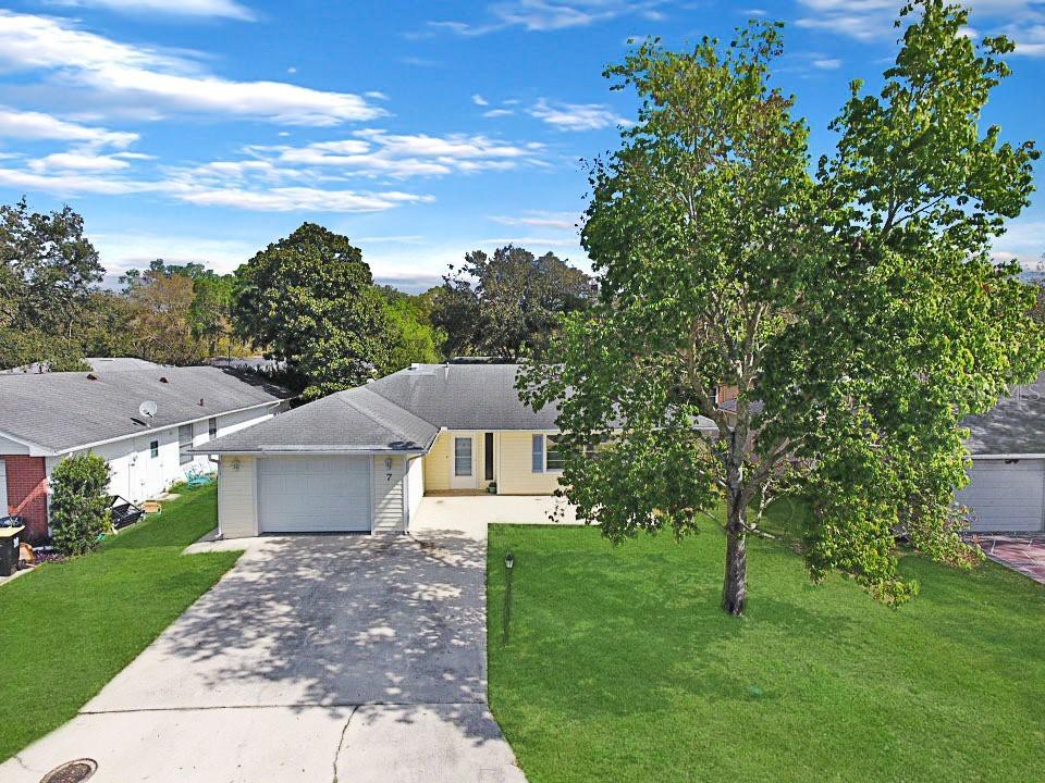 7 Rosewood Dr., Davenport, FL 33837