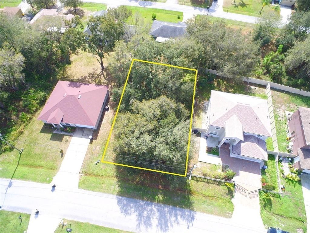 416 Lark Ct., Poinciana, FL 34759