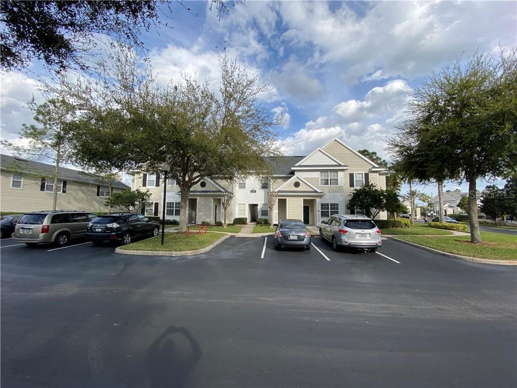 112 Southern Pecan Cir. #201, Winter Garden, FL 34787