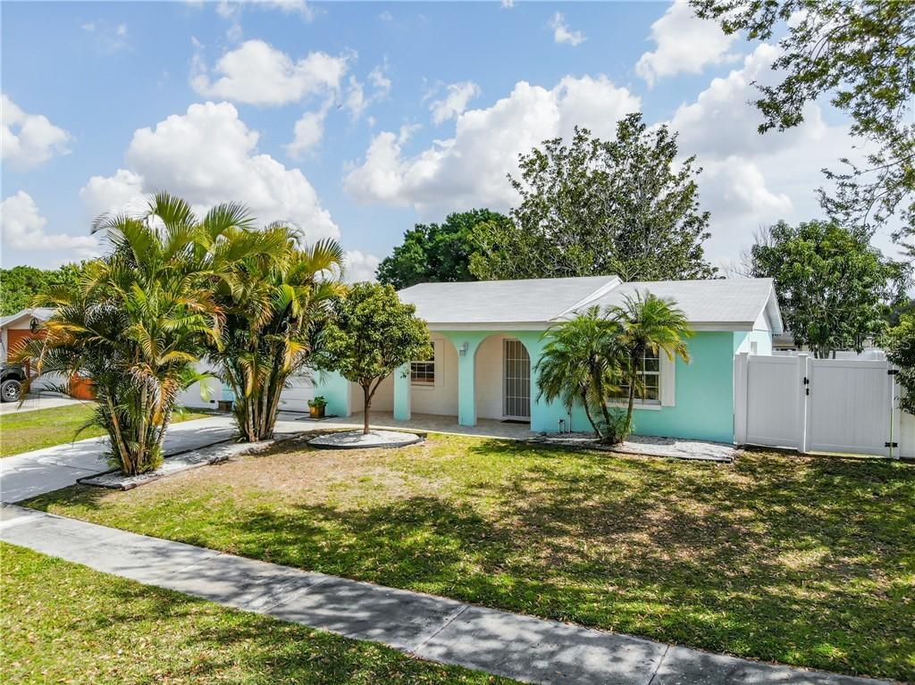 2351 Town And Country Dr., Kissimmee, FL 34744