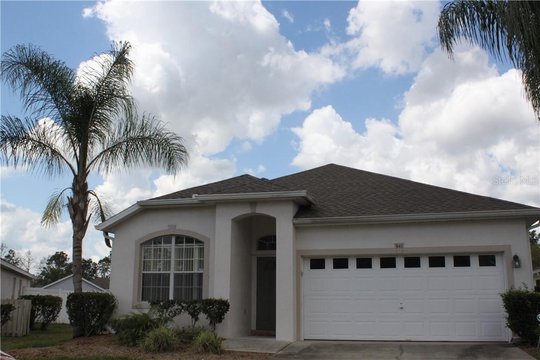 941 Oxford Dr., Davenport, FL 33897