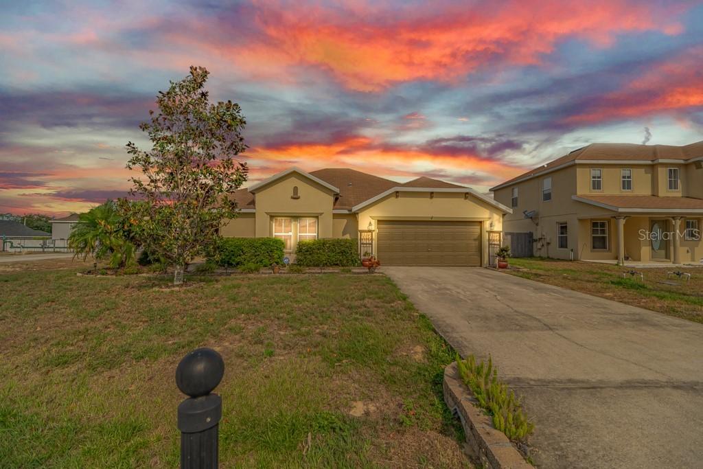 1102 N Platte Ln., Poinciana, FL 34759