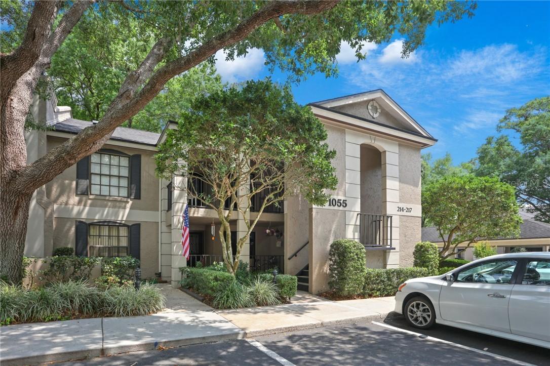 1055 Kensington Park Dr. #215, Altamonte Springs, FL 32714