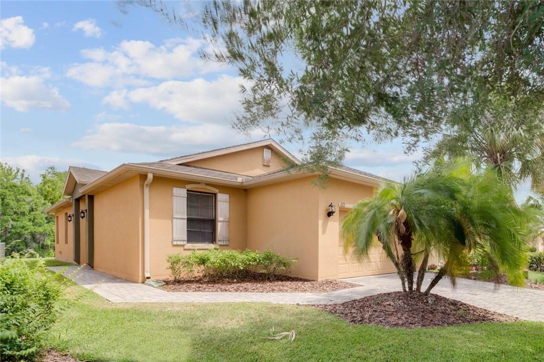 672 Grand Canal Dr, Kissimmee, FL 34759