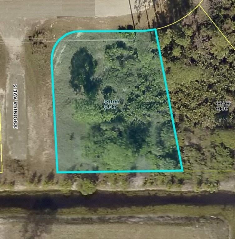 860 Charles Sise St., Lehigh Acres, FL 33974