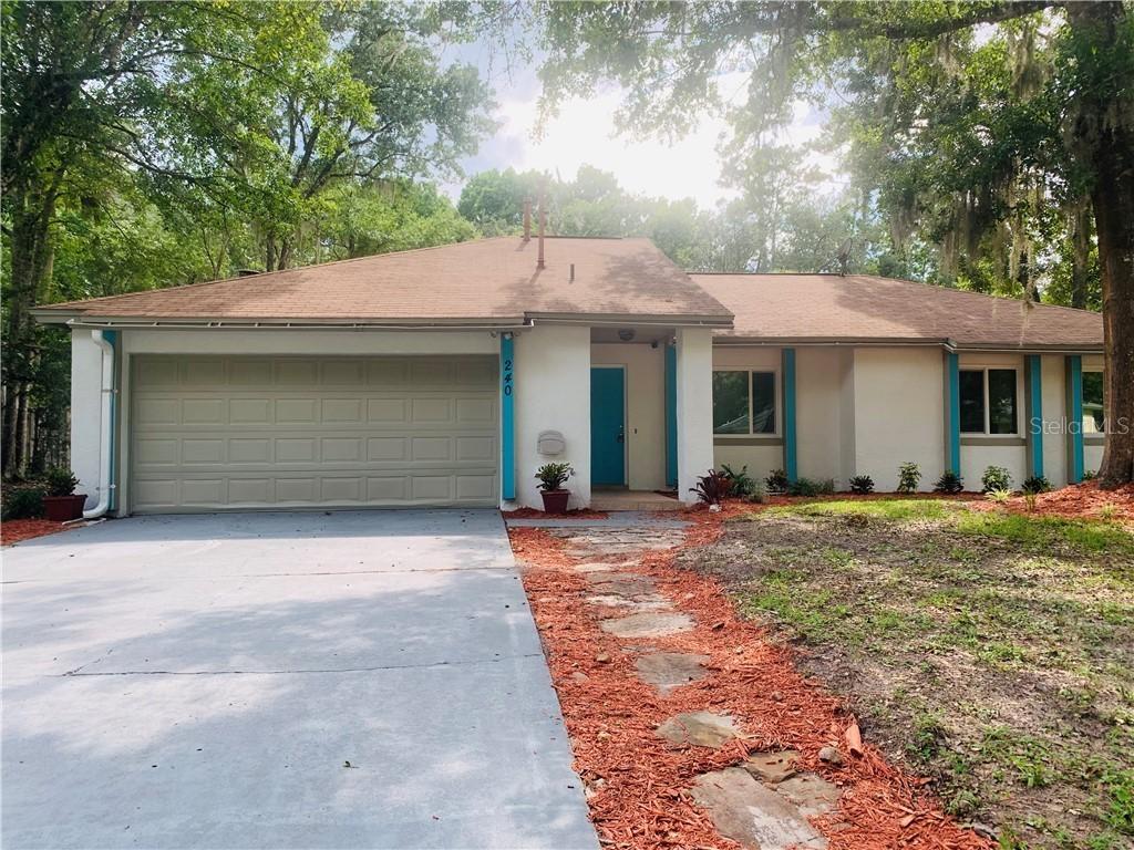 240 Holiday Ln., Winter Springs, FL 32708